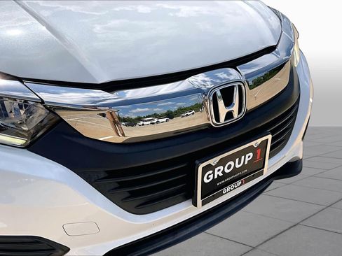 Used 2021 Honda HR-V LX image 30
