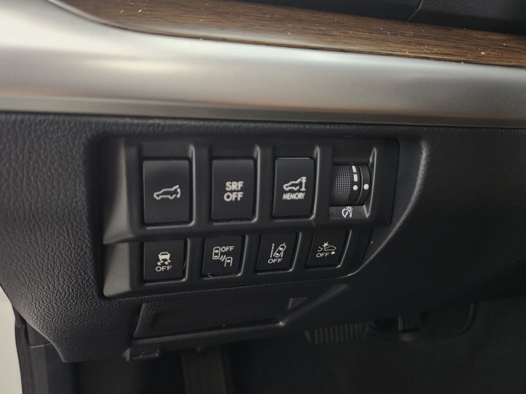 Used 2017 Subaru Outback 2.5i Touring w/ Popular Package #5A AWD/4WD image 23