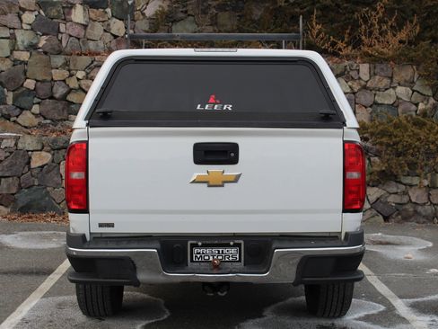 Used 2018 Chevrolet Colorado W/T image 8