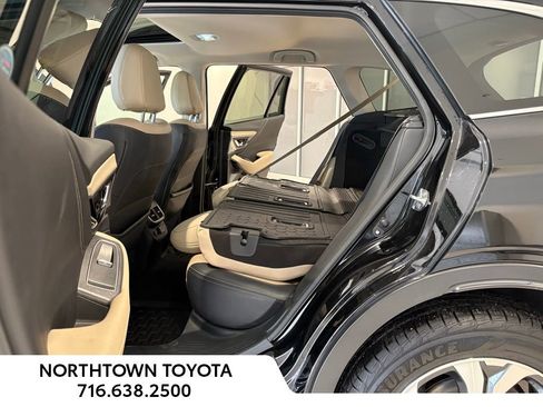 Used 2022 Subaru Outback Limited image 23