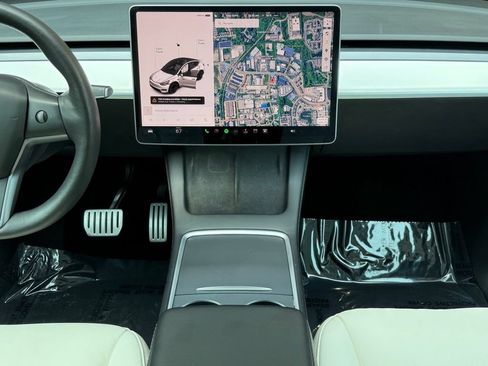 Used 2021 Tesla Model Y Performance AWD/4WD image 29