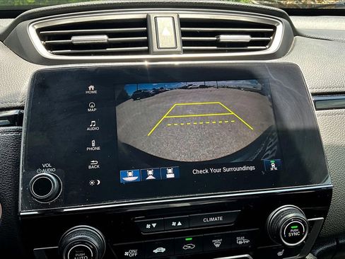 Used 2020 Honda CR-V Touring image 32