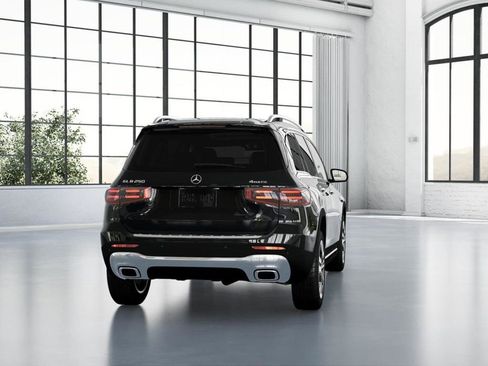 New 2026 Mercedes-Benz GLB 250 4MATIC image 24