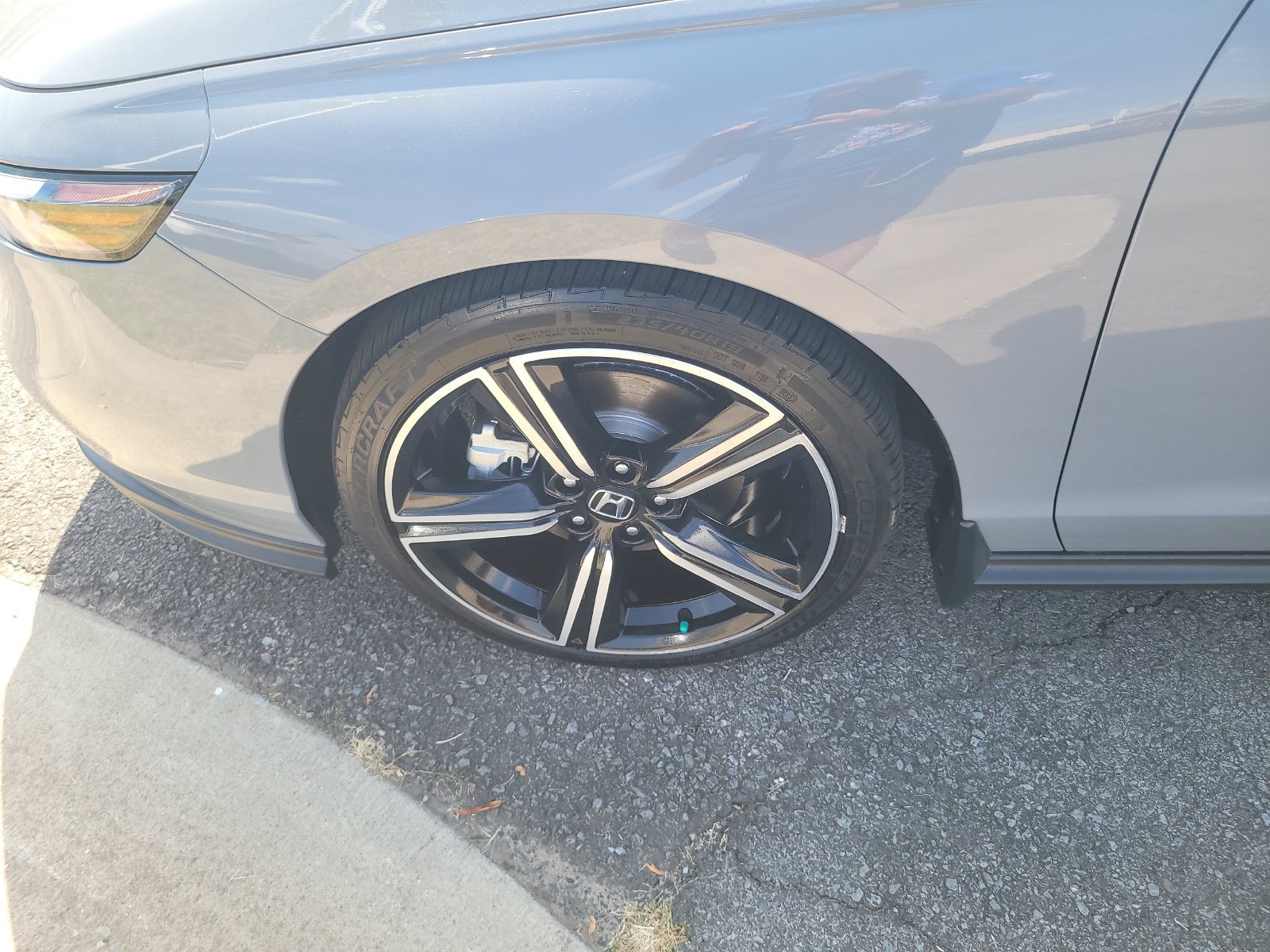 Certified 2024 Honda Accord Sport image 9