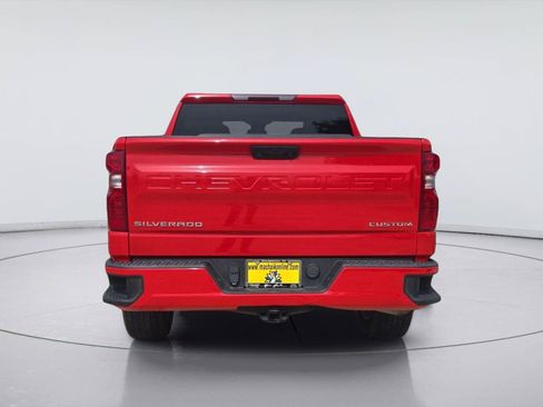 Used 2022 Chevrolet Silverado 1500 Custom RWD image 4
