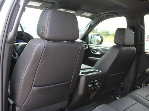 Used 2023 Chevrolet Tahoe RST w/ Luxury Package RWD image 29