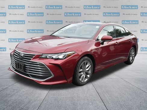 Used 2019 Toyota Avalon XLE w/ Moonroof Package FWD image 7