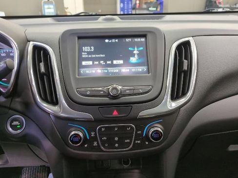 Used 2018 Chevrolet Equinox LT image 9