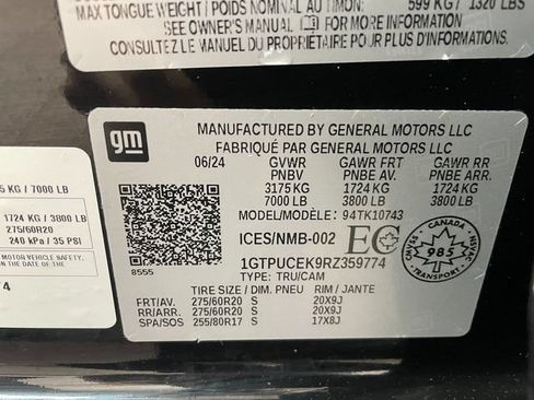 Used 2024 GMC Sierra 1500 Elevation w/ LPO, Elevation Black Package AWD/4WD image 26