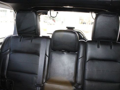 Used 2022 Jeep Wrangler Unlimited Sahara AWD/4WD image 47