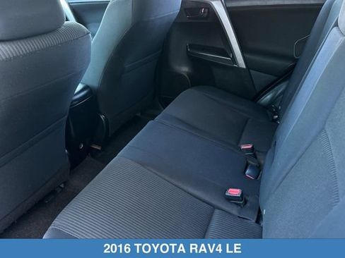 Used 2016 Toyota RAV4 LE FWD image 13