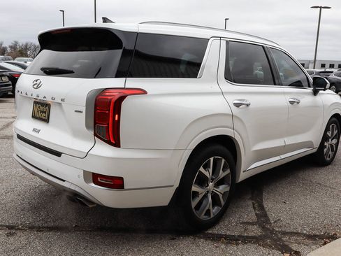 Used 2022 Hyundai Palisade Limited w/ Cargo Package image 4