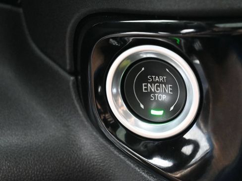 Used 2022 Chevrolet Silverado 1500 RST AWD/4WD image 28