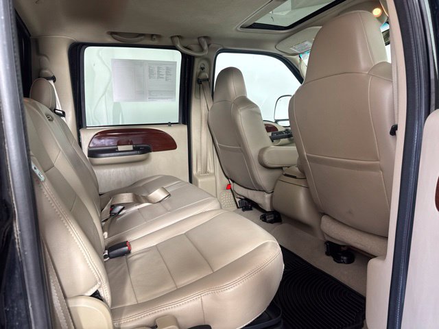 Used 2007 Ford F250 Lariat AWD/4WD image 5