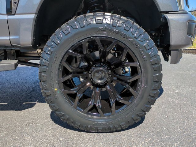 New 2026 Ford F250 Lariat w/ Black Appearance Package AWD/4WD image 11