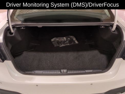 Used 2024 Subaru Legacy Limited image 14