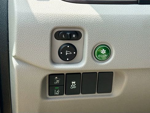 Used 2022 Honda Pilot Special Edition image 10