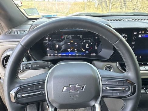 Used 2024 Chevrolet Colorado ZR2 w/ Technology Package image 13