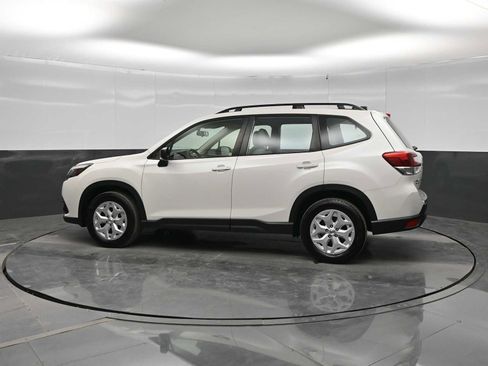 Used 2024 Subaru Forester AWD/4WD image 5