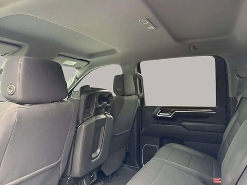 Used 2024 Chevrolet Silverado 2500 LT image 24