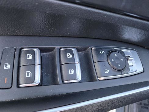 Used 2021 Kia Sorento LX FWD image 15