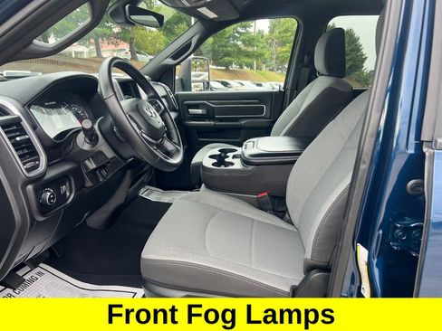 Used 2024 RAM 2500 Big Horn w/ Bed Utility Group image 10