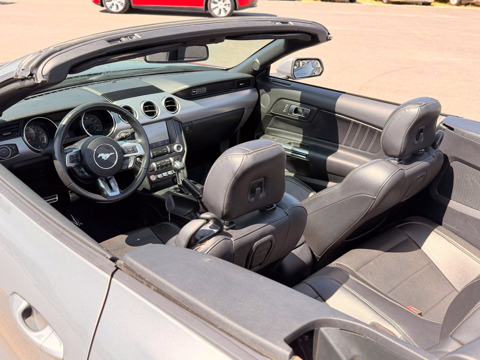 Used 2020 Ford Mustang Premium RWD image 20