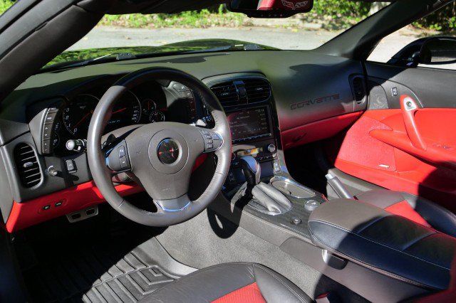Used 2013 Chevrolet Corvette Grand Sport w/ 3LT Preferred Equipment Group RWD image 2