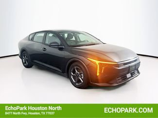 Used 2025 Kia K4 LXS video 1
