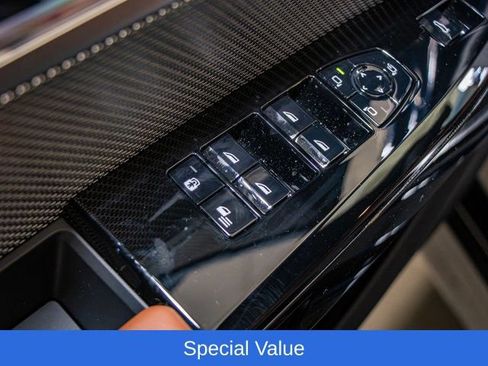 Used 2025 BMW 760i xDrive w/ Executive Package AWD/4WD image 15