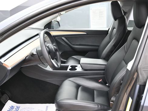 Used 2023 Tesla Model Y Long Range AWD/4WD image 21