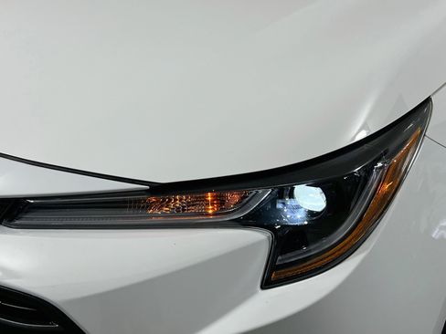Used 2026 Toyota Corolla LE FWD image 11