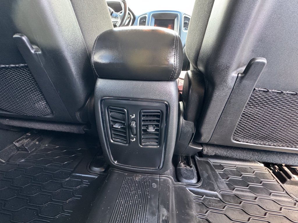 Used 2019 Dodge Durango SXT AWD/4WD image 23