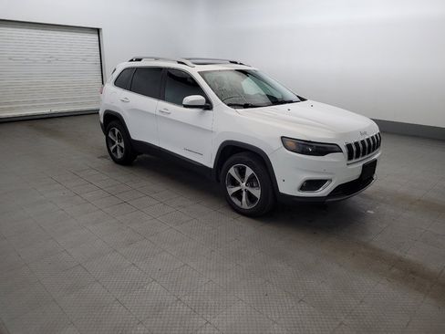 Used 2019 Jeep Cherokee Limited w/ Technology Group AWD/4WD image 11
