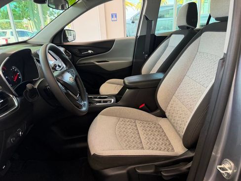 Used 2024 Chevrolet Equinox LS w/ Driver Confidence II Package FWD image 10