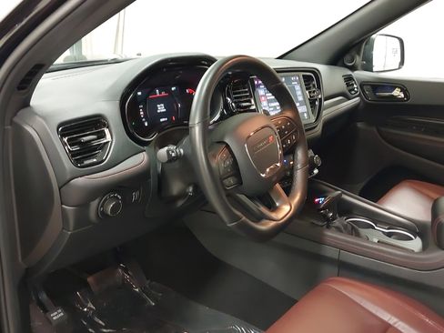 Used 2025 Dodge Durango GT image 17