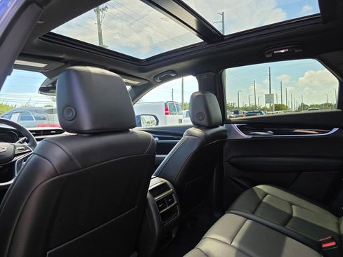 Used 2024 Cadillac XT5 Premium Luxury image 19