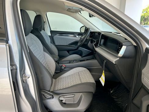 New 2026 Volkswagen Tiguan S FWD image 31