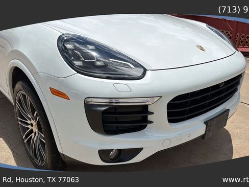 Used 2017 Porsche Cayenne Platinum Edition AWD/4WD image 12