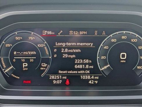 Used 2022 Audi Q4 e-tron Premium Plus image 11