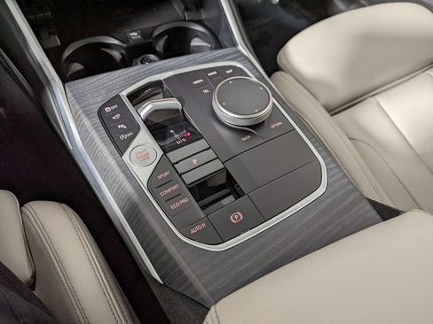 Used 2025 BMW 330i xDrive Sedan w/ M Sport Package image 35