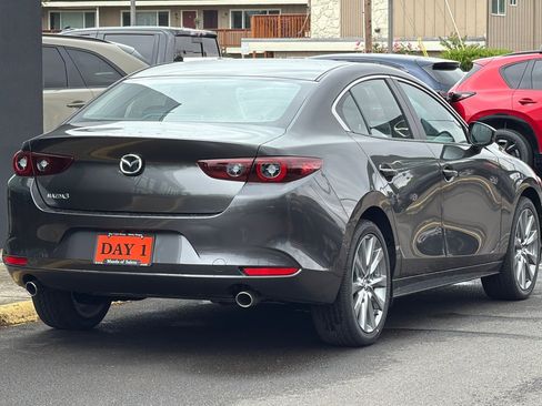 New 2026 MAZDA MAZDA3 2.5 S Sedan w/ Preferred Pkg FWD image 4
