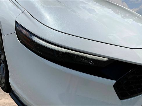 Used 2023 Honda Accord EX image 33