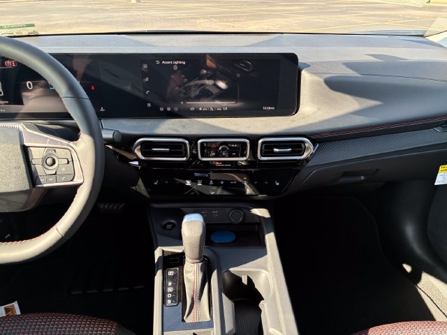 New 2027 Nissan Sentra SR w/ SR All Weather Package FWD image 16