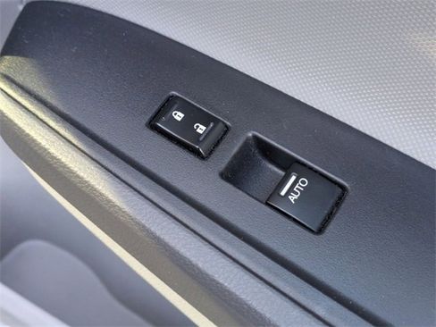 Used 2010 Honda Accord LX-P image 31