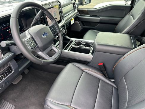 New 2025 Ford F250 Lariat w/ Lariat Ultimate Package image 9