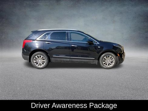 Used 2017 Cadillac XT5 Luxury w/ Driver Awareness Package AWD/4WD image 8