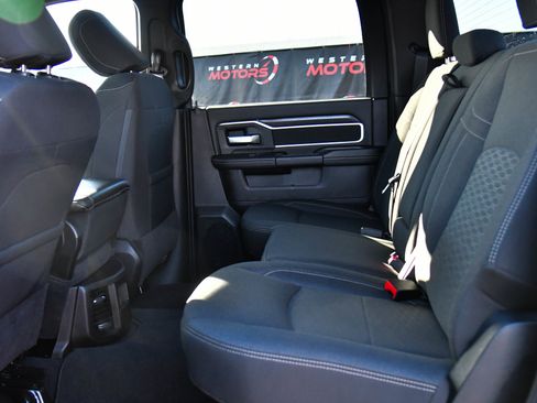 Used 2025 RAM 2500 Big Horn image 39