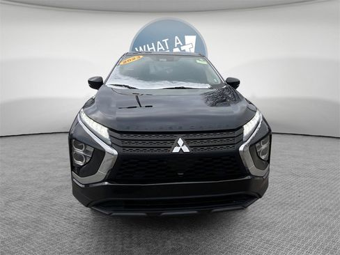 Used 2023 Mitsubishi Eclipse Cross LE image 9
