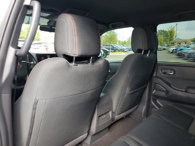 Used 2023 Nissan Frontier Pro-X RWD image 17